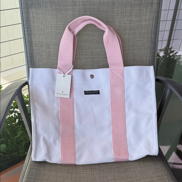Island Company Large White and Pink Tote Bag - Picture 5 of 10